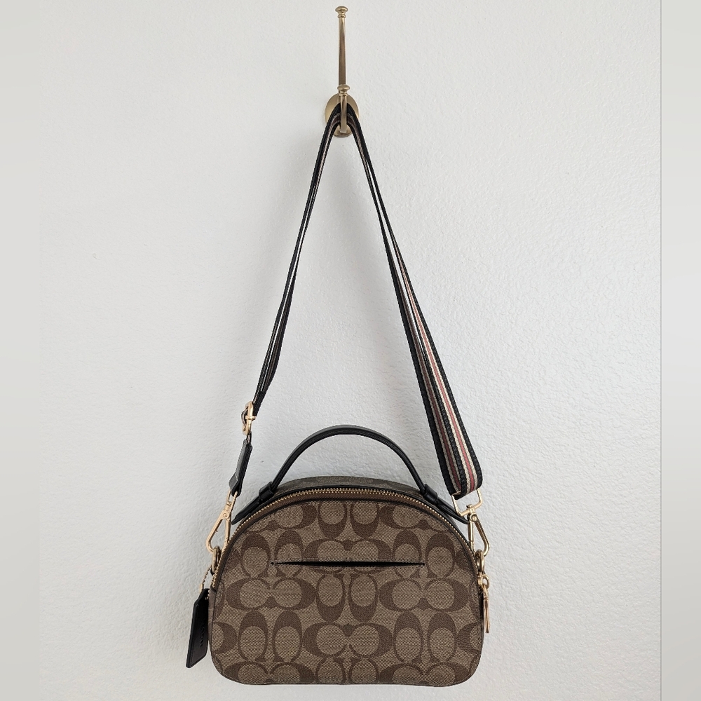 Coach 1591 - Serena Satchel - Lightly Used - Great Condition, Classic, Academia - Picture 2 of 16
